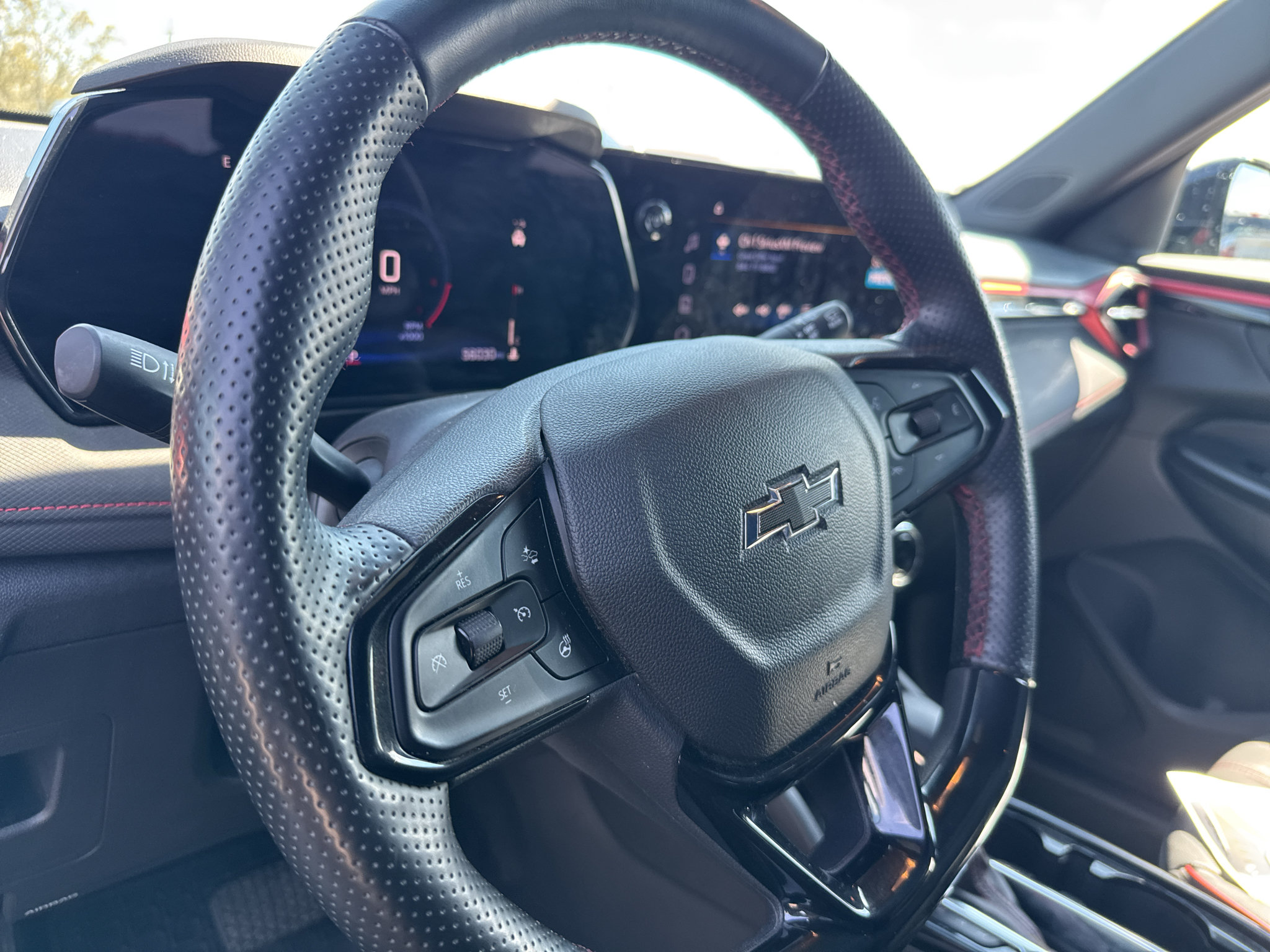 Used 2024 Chevrolet TrailBlazer RS w/ Convenience Package FWD image 19