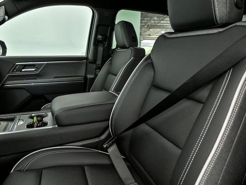 New 2026 GMC Sierra EV Elevation image 7