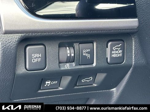 Used 2018 Subaru Forester 2.5i Touring w/ Popular Package #3B image 12