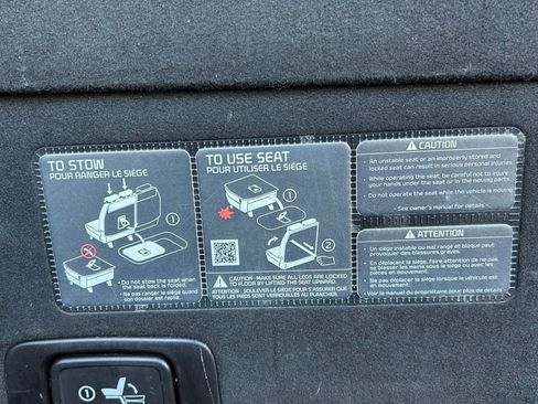 Used 2024 Kia Carnival LX image 60