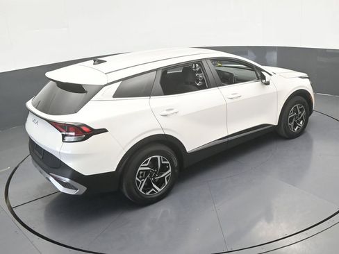 Used 2024 Kia Sportage LX FWD image 47