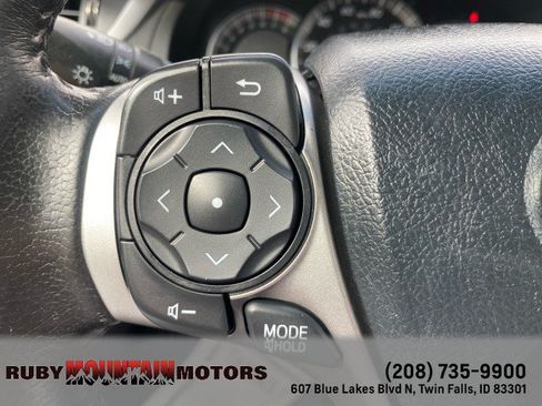 Used 2013 Toyota Camry SE w/ Preferred Accessory Pkg FWD image 19