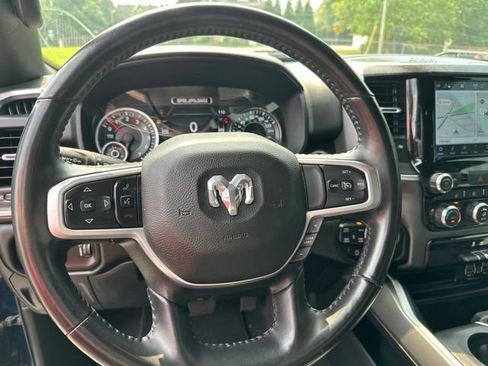 Used 2022 RAM 1500 Big Horn AWD/4WD image 17