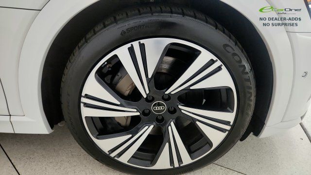 Used 2024 Audi Q8 e-tron Prestige w/ Prestige Package AWD/4WD image 82