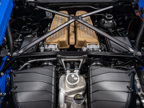 Used 2022 Lamborghini Huracan STO RWD image 73