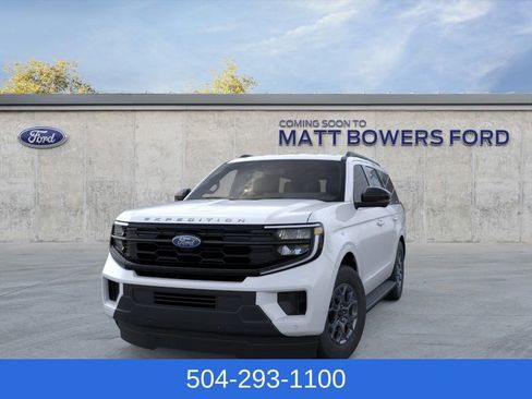 New 2026 Ford Expedition Active RWD image 3