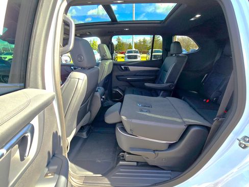 New 2026 Buick Enclave Preferred w/ Power Package image 14