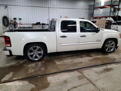 Used 2013 GMC Sierra 1500 Denali image 9