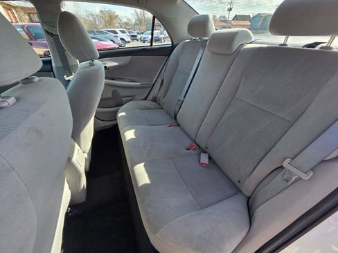 Used 2013 Toyota Corolla LE image 15