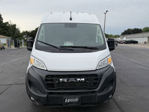 Used 2026 RAM ProMaster 2500 w/ Convenience Group FWD image 8