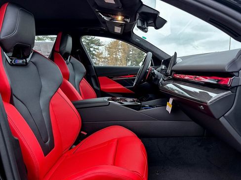 New 2026 BMW M5 Touring w/ Executive Package image 26