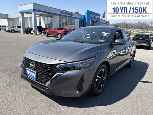 Used 2025 Nissan Sentra SV image 1