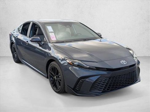New 2026 Toyota Camry SE FWD image 7