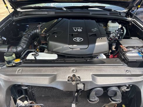 Used 2006 Toyota 4Runner Limited AWD/4WD image 45