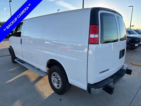 Used 2024 Chevrolet Express 2500 w/ Driver Convenience Package image 6