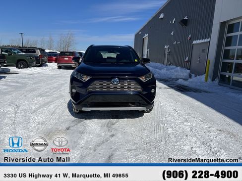 Used 2021 Toyota RAV4 XSE image 2