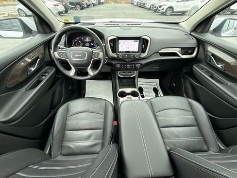 Used 2022 GMC Terrain Denali image 21