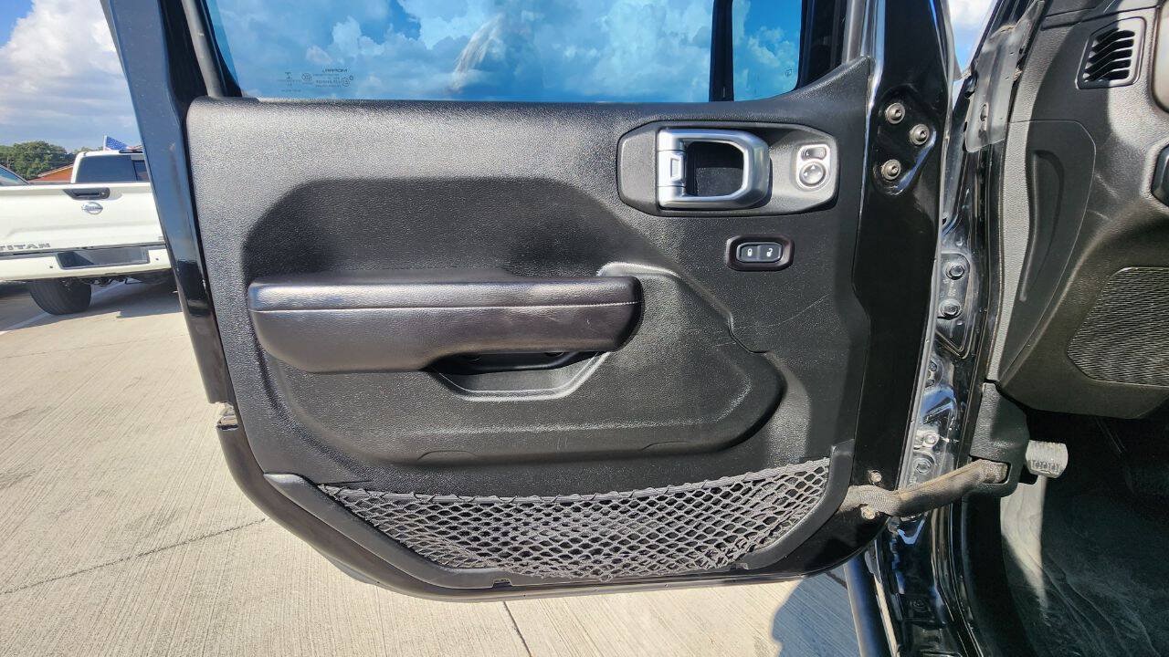 Used 2020 Jeep Gladiator Sport w/ Quick Order Package 23S AWD/4WD image 11