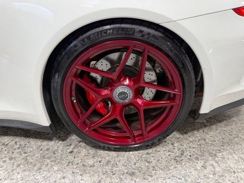 Used 2015 Porsche 911 GT3 w/ Sound Package Plus RWD image 36
