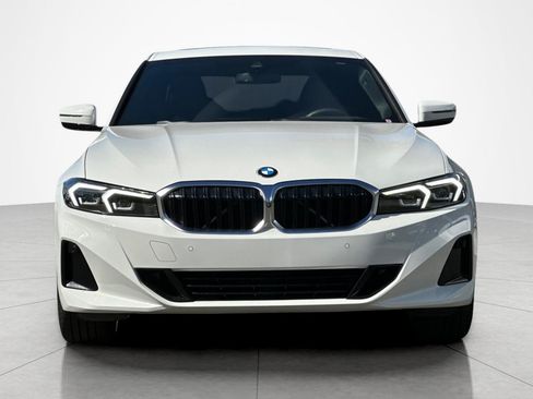 Used 2024 BMW 330i Sedan w/ Premium Package RWD image 8
