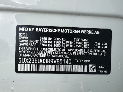 Used 2024 BMW X5 xDrive40i w/ Premium Package AWD/4WD image 34