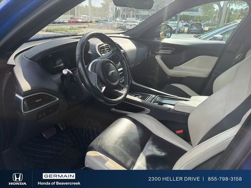 Used 2019 Jaguar F-PACE S AWD/4WD image 5