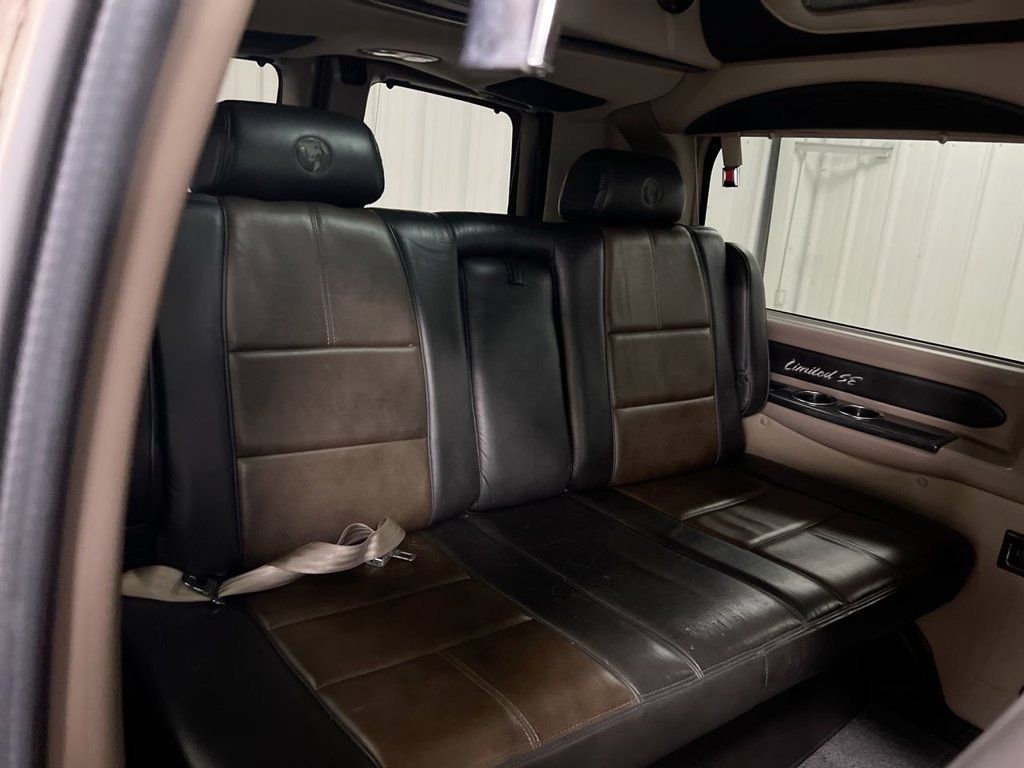 Used 2016 Chevrolet Express 2500 RWD image 23