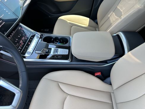New 2026 Audi Q7 3.0T Premium Plus AWD/4WD image 18