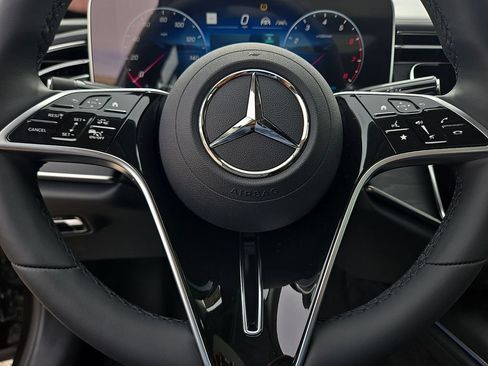 New 2026 Mercedes-Benz E 450 4MATIC Sedan image 25