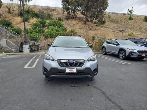 Used 2023 Subaru Crosstrek 2.0i AWD/4WD image 2