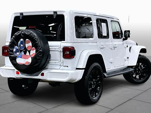Used 2022 Jeep Wrangler Unlimited Sahara image 13