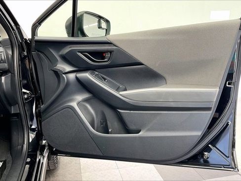 Used 2024 Subaru Crosstrek 2.0i Premium image 27