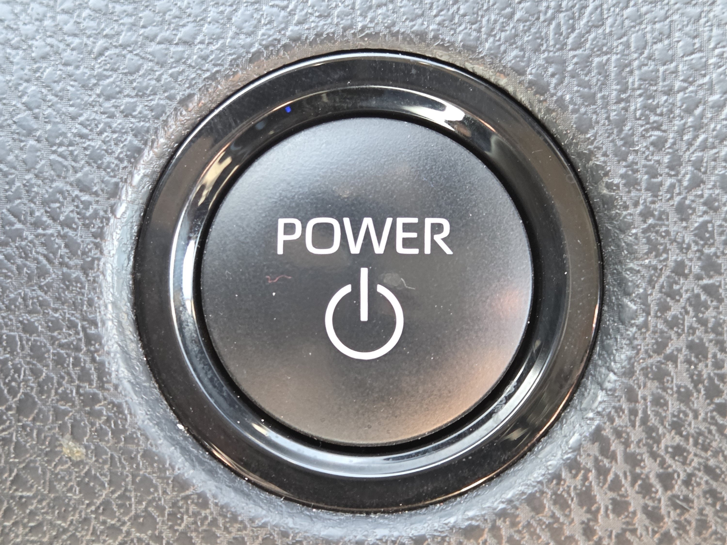 Used 2025 Toyota Camry LE FWD image 37