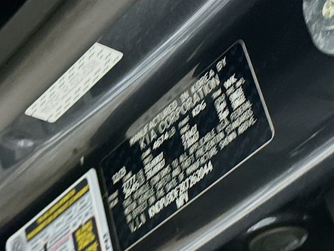 Used 2024 Kia Sportage LX image 12