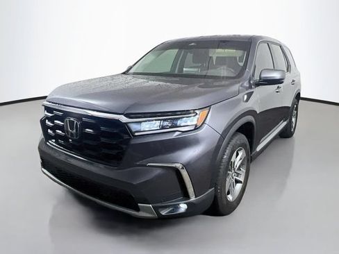 Certified 2025 Honda Pilot EX-L image 5