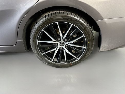 Used 2022 Toyota Camry SE FWD image 36