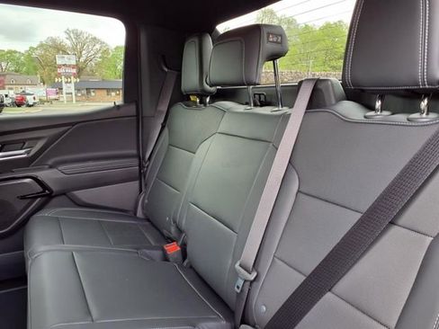 New 2025 Chevrolet Silverado EV LT AWD/4WD image 22