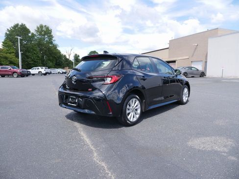 Used 2025 Toyota Corolla SE image 4