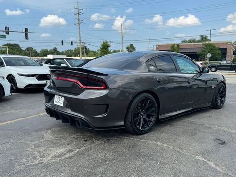 Used 2019 Dodge Charger Scat Pack w/ Dynamics Package RWD image 5