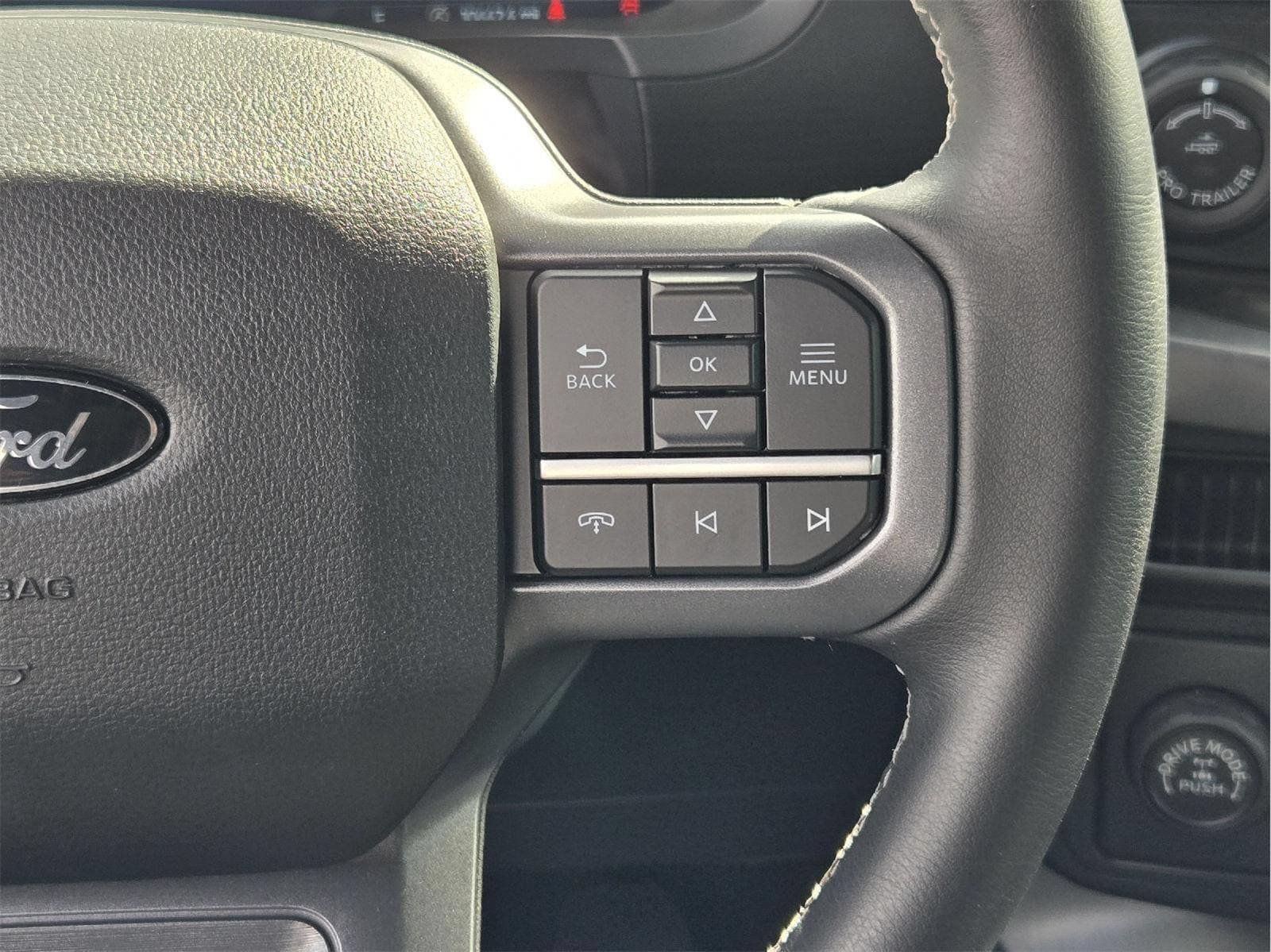 Used 2025 Ford F150 XLT w/ Equipment Group 302A MID RWD image 29