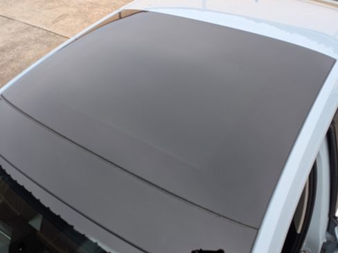 Used 2025 Volkswagen Jetta SE w/ Sunroof Package image 14