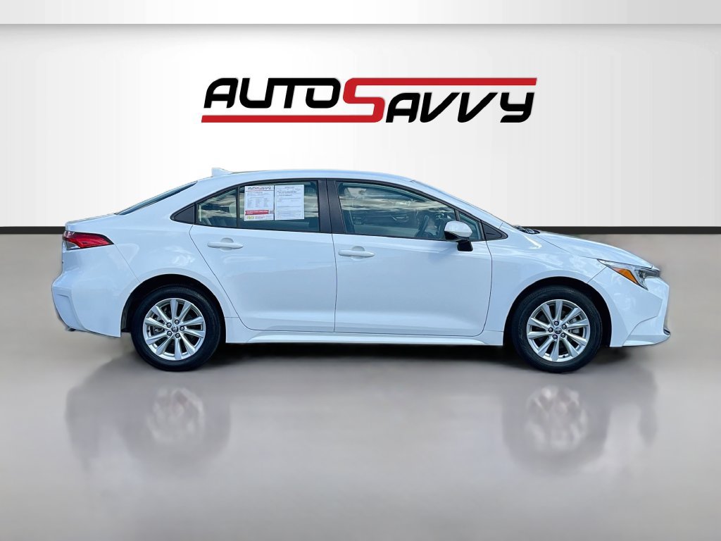 Used 2024 Toyota Corolla LE w/ LE Convenience Package FWD image 8