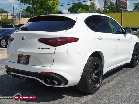 Used 2019 Alfa Romeo Stelvio Quadrifoglio w/ Driver Assist Dynamic Package AWD/4WD image 7