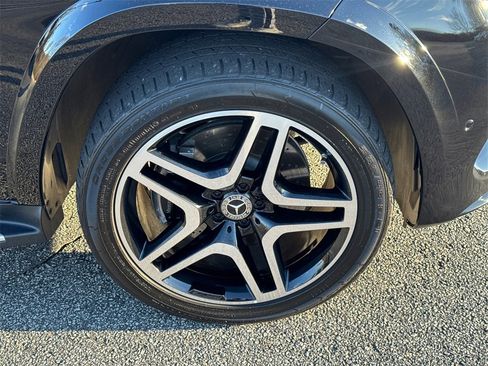 Used 2019 Mercedes-Benz GLS 550 4MATIC image 11