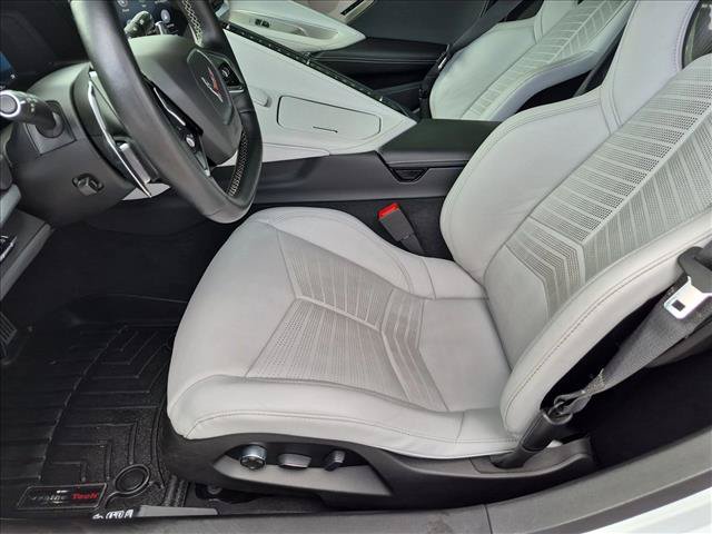 Used 2020 Chevrolet Corvette Stingray Preferred Cpe w/ 2LT Preferred Equipment Group RWD image 15