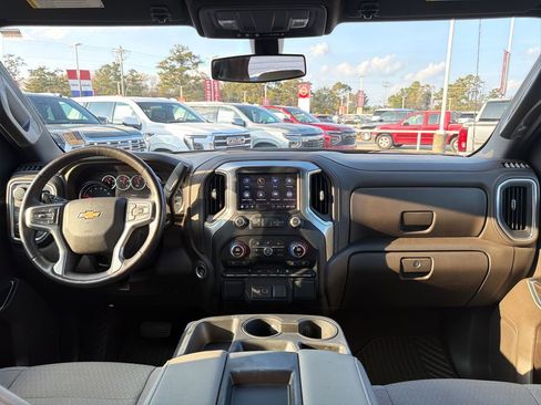 Certified 2022 Chevrolet Silverado 1500 LT image 16