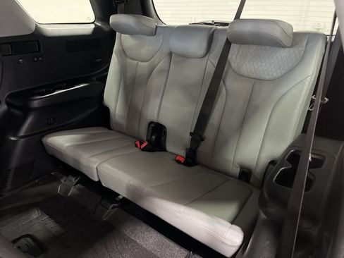 Used 2022 Hyundai Palisade SEL w/ Premium Package image 27