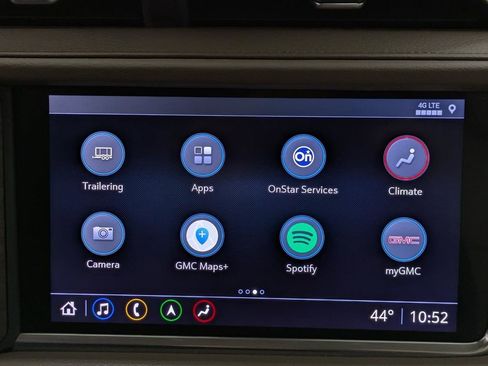 Used 2021 GMC Yukon Denali w/ Denali Premium Package image 32