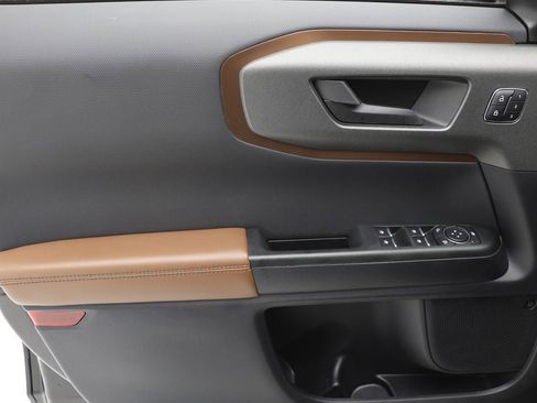 Used 2025 Ford Bronco Sport Outer Banks w/ Outer Banks Tech Package+ image 14