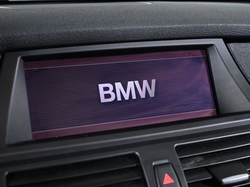 Used 2009 BMW X5 xDrive48i AWD/4WD image 13